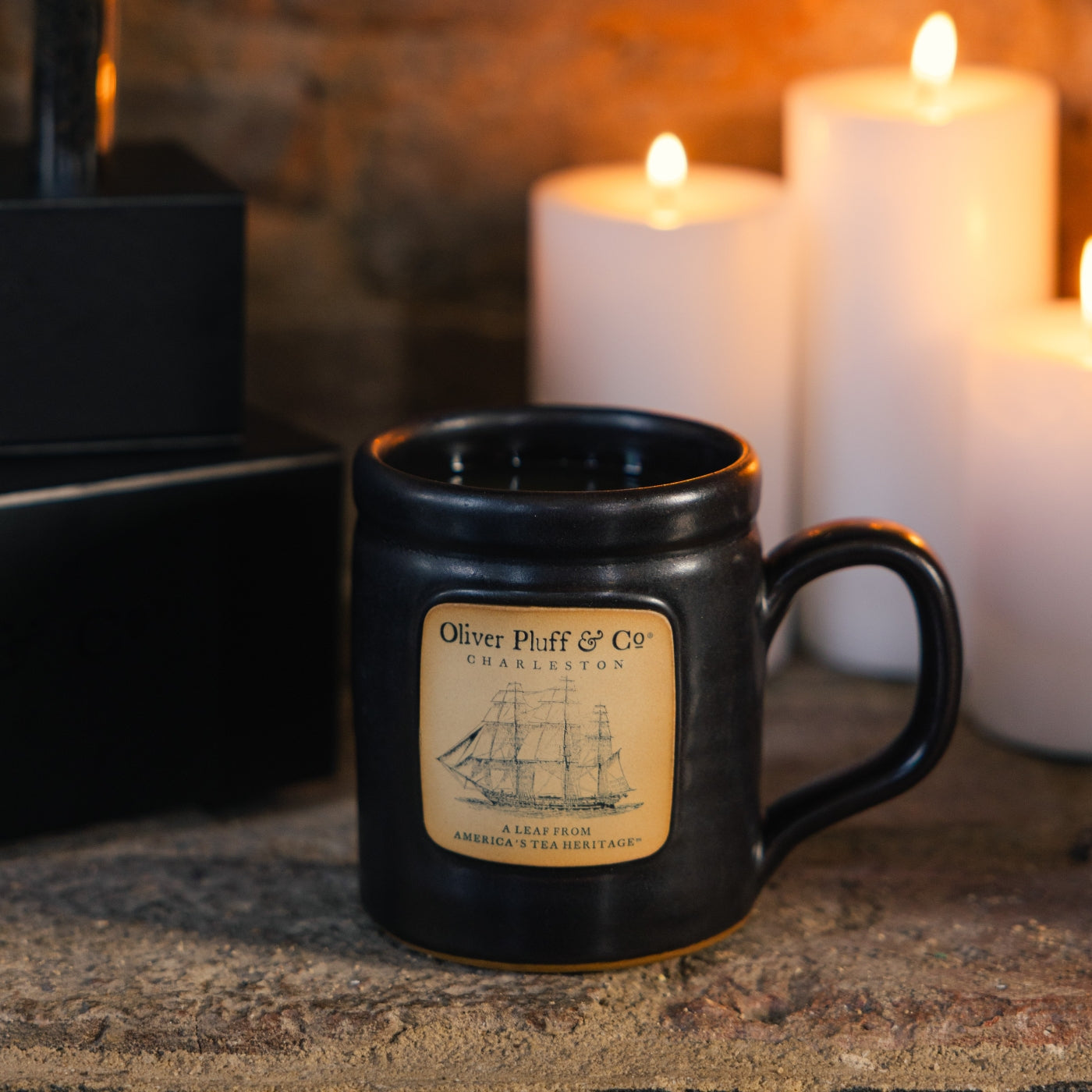 oliver_pluff_onyx_mug_lifestyle.jpg
